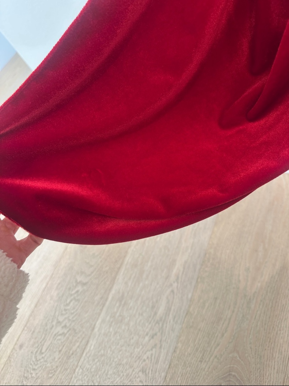 Alexandre Vauthier Red Velvet Gown - Picture 9 of 9